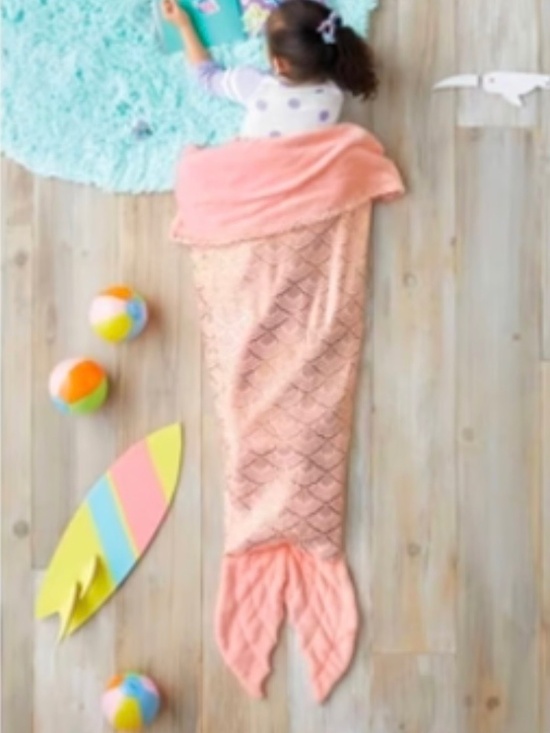 Pillowfort Other - PillowFort "Mermaid Tail Blanket in Pink with Gold Scallops pattern" NWOT